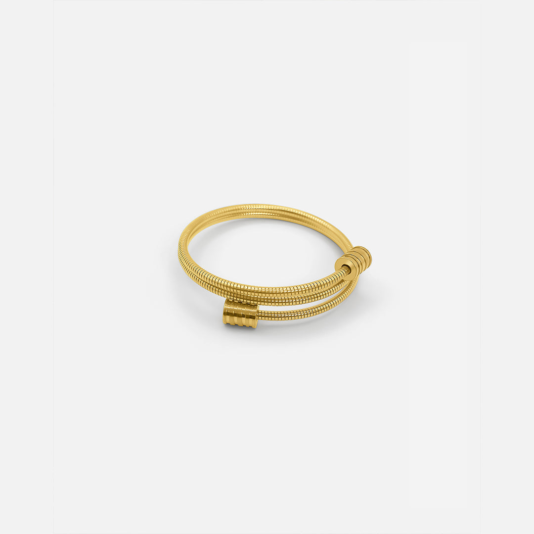Armbånd i Slangeform | Lag-på-Lag Detaljer | Elegant & Tidsløst