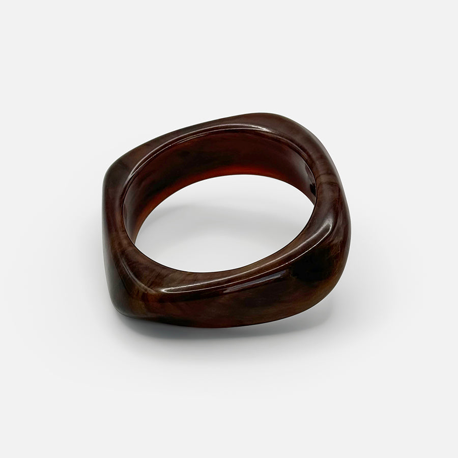 Resinarmbånd med Organisk Form | Skulpturel Silhuet | Kunstnerisk og Retro