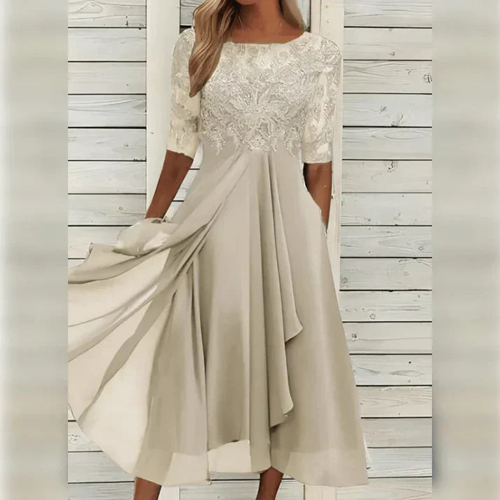 Kjole med Broderet Overdel | Asymmetrisk Skørt | Elegant og Flydende