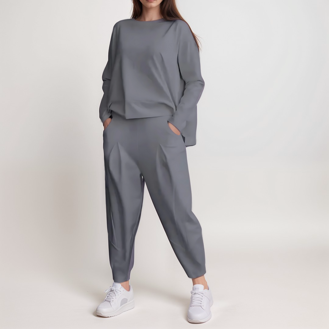 Afslappet Sæt | Oversize Bluse | Taperede Bukser