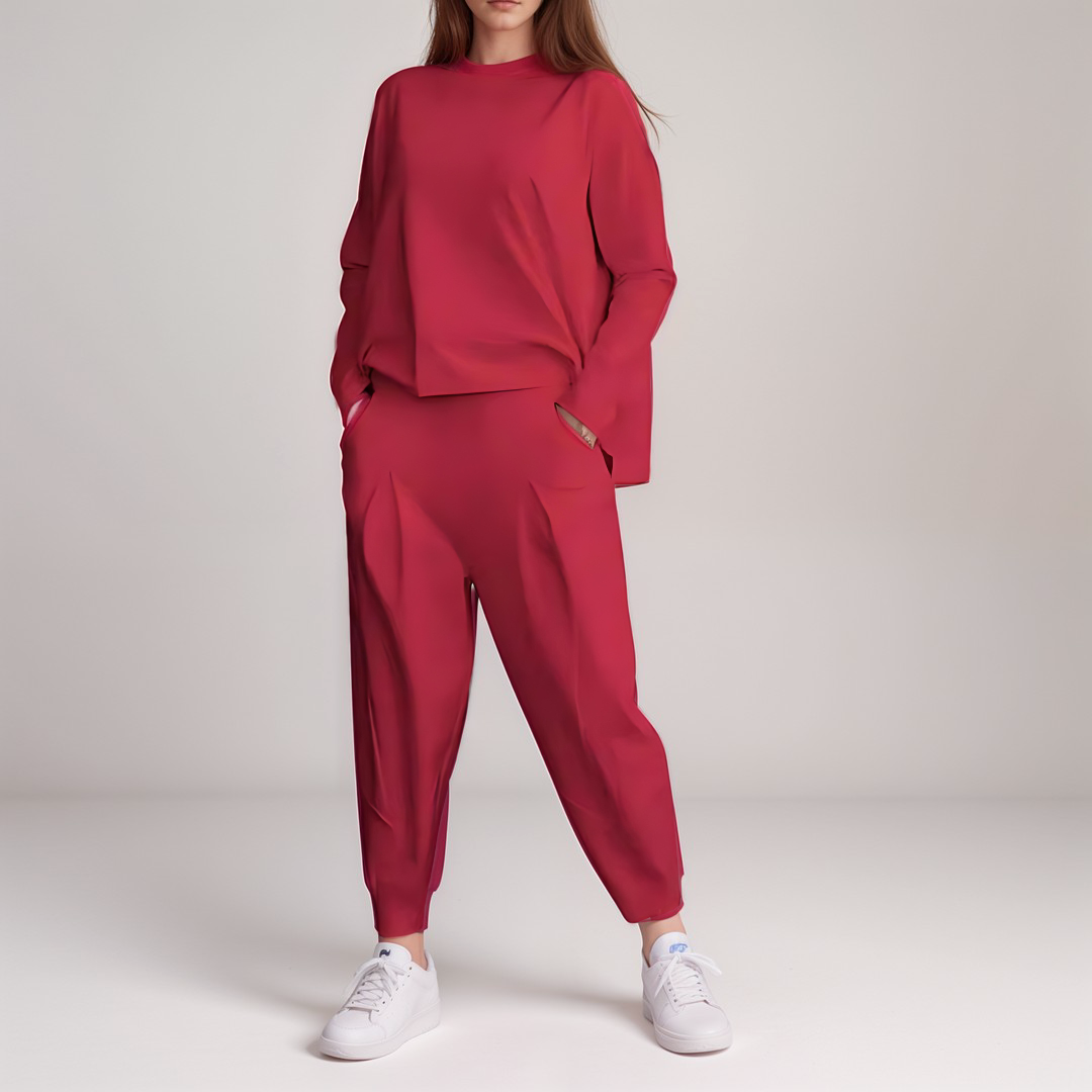 Afslappet Sæt | Oversize Bluse | Taperede Bukser