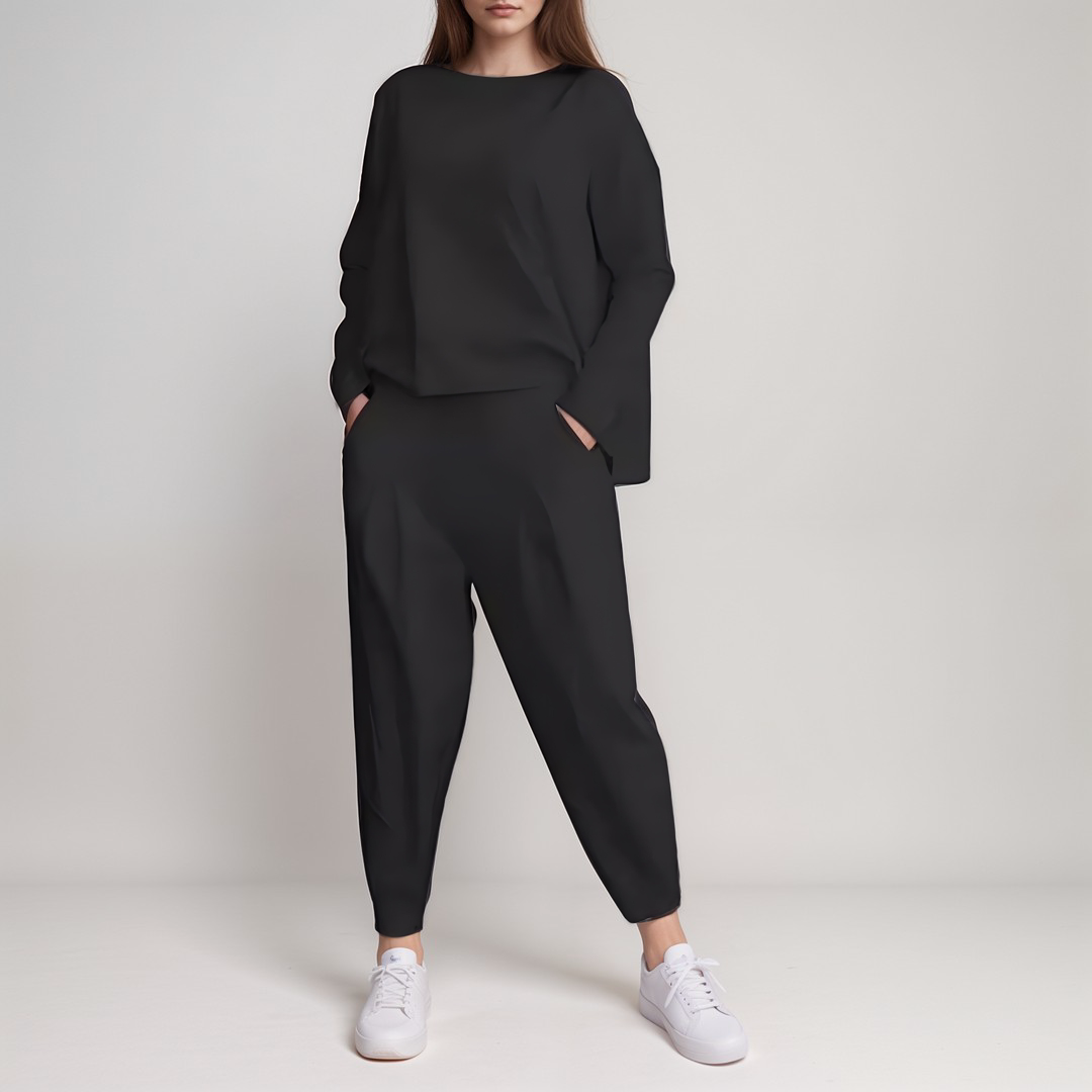 Afslappet Sæt | Oversize Bluse | Taperede Bukser