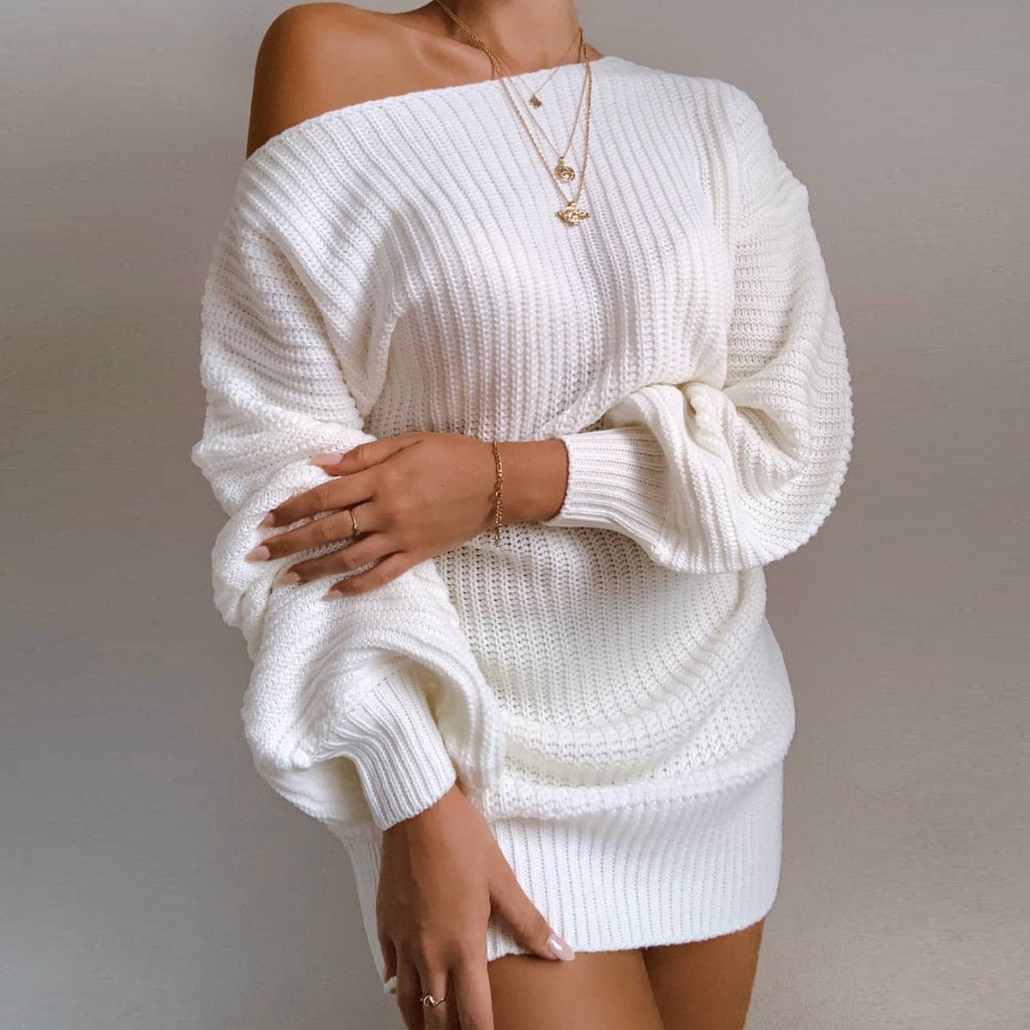 Off-Shoulder Strikkjole | Blød Strik | Elegant & Komfortabel