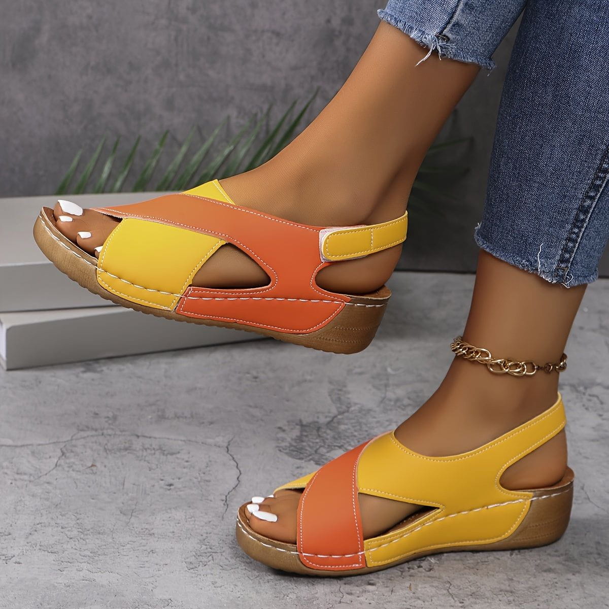 Sandaler med Krydsoverrem | Velcrolukning | Komfortabel & Hverdagsvenlig
